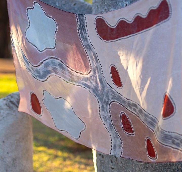 DelanyGriffiths-scarf1.jpg