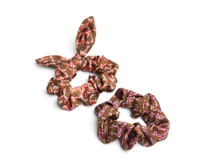 MIR_Scrunchies_PeggyGriffiths_lr.jpeg
