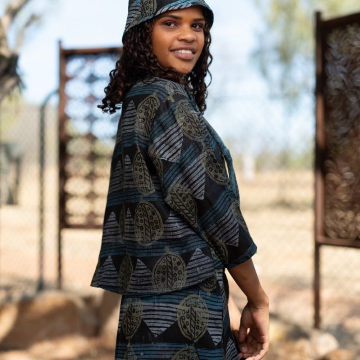 Boonkaj Collection - Mid length sleeve boxy top - boab and hills - handprinted textile-2.jpeg