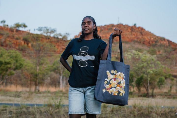 Jan Griffiths tote bag_blue.jpg