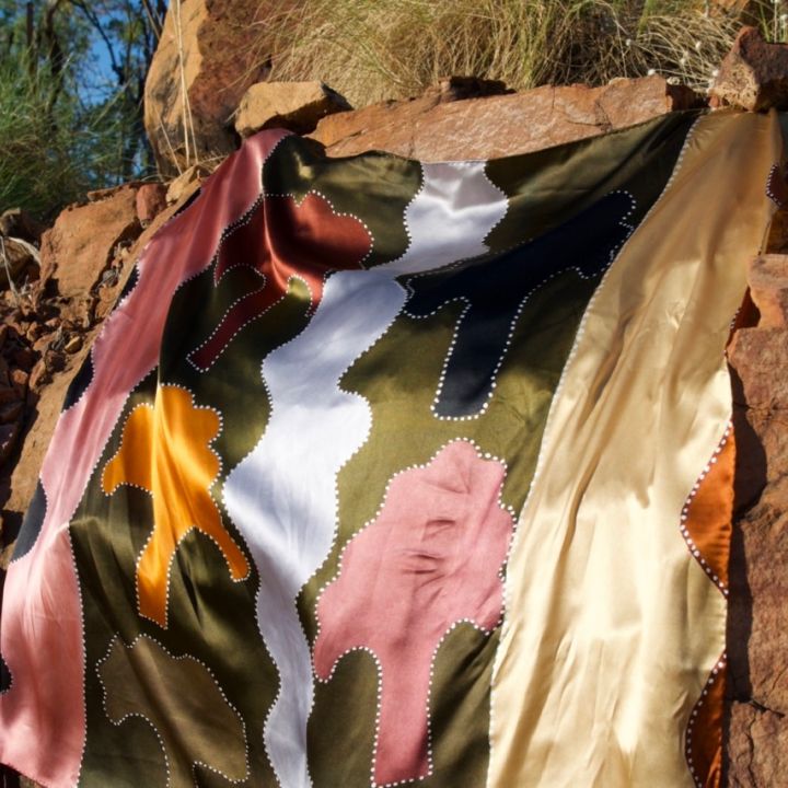 MinnieLumai-Scarf-OneofTwelve2.jpeg