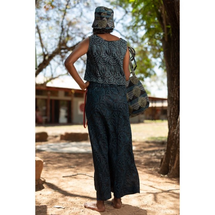 Boonkaj Collection- Long skirt engraved gerdewoon- handprinted textile-2.jpg